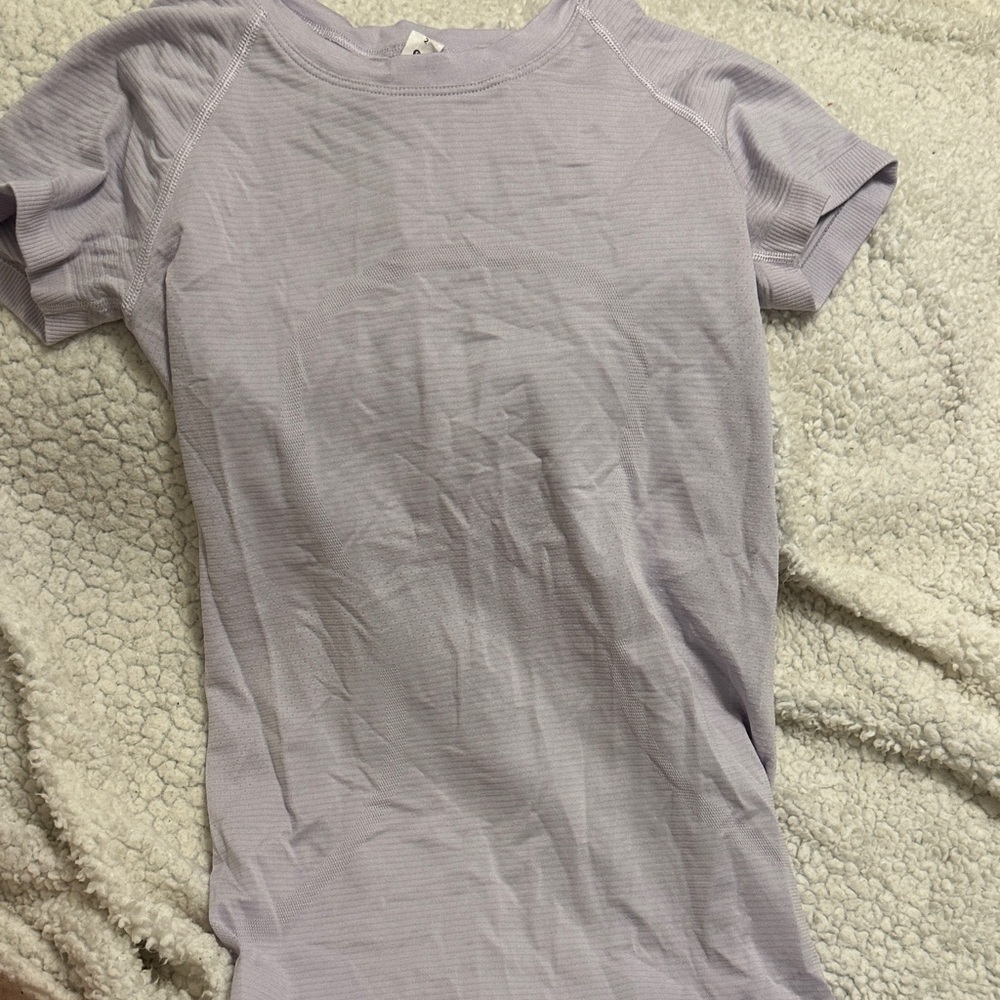 lululemon athletica Light Purple Short Sleeve Tee